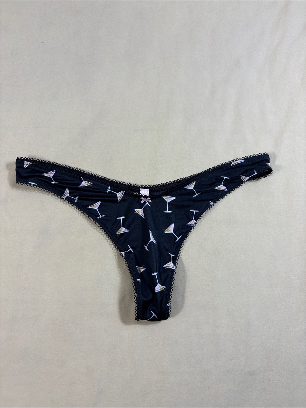 Victoria's Secret M Black Martini Print Very Sexy High Leg Thong Panty NWT